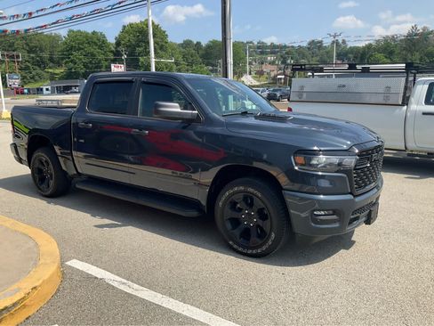 Used 2025 RAM 1500 Tradesman AWD/4WD image 3