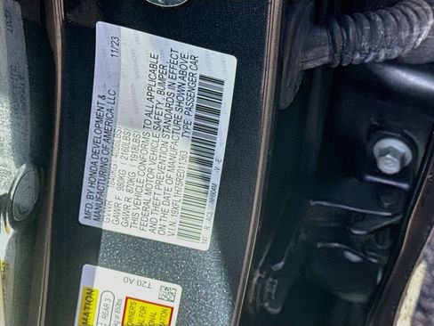 Used 2024 Honda Civic EX-L image 36