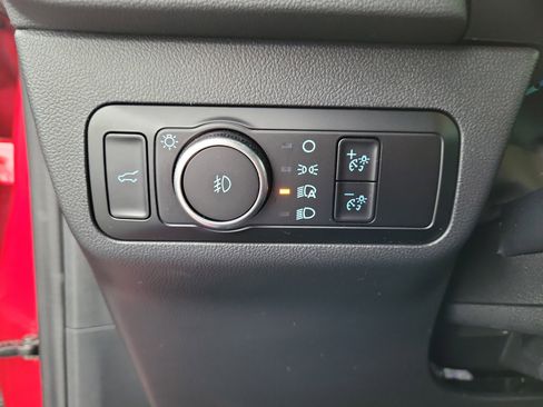 Used 2024 Ford Escape ST-Line Elite w/ Premium Technology Package image 25