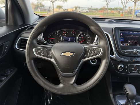 Used 2023 Chevrolet Equinox LT FWD image 16