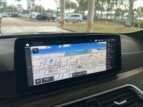 Used 2022 BMW 540i w/ M Sport Package image 12