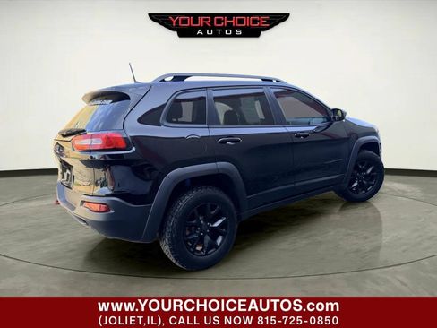 Used 2017 Jeep Cherokee Trailhawk w/ Comfort/Convenience Group AWD/4WD image 8