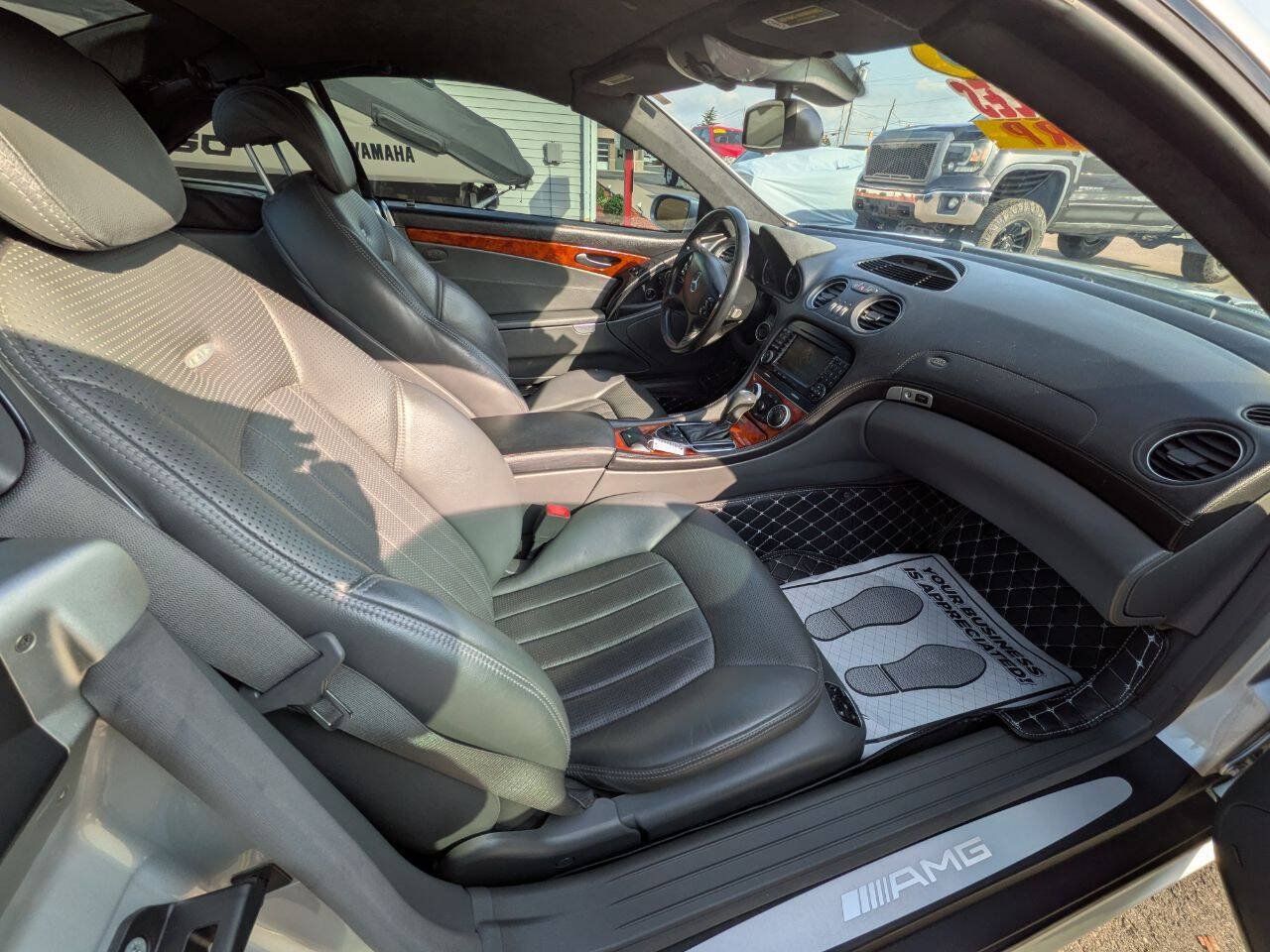Used 2005 Mercedes-Benz SL 55 AMG image 23