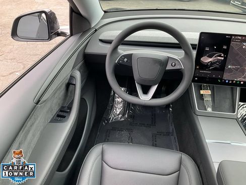 Used 2026 Tesla Model Y AWD image 37