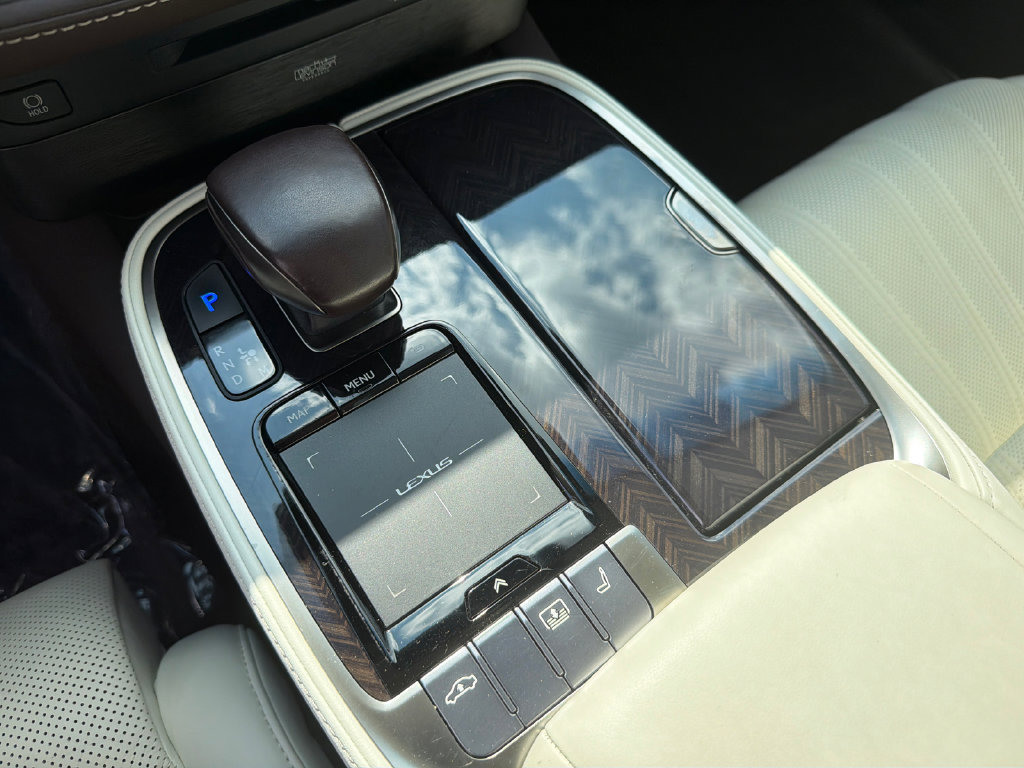 Used 2018 Lexus LS 500 RWD image 24