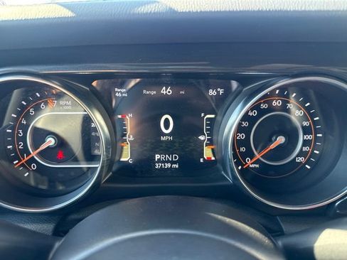 Certified 2021 Jeep Wrangler Unlimited Sahara AWD/4WD image 16