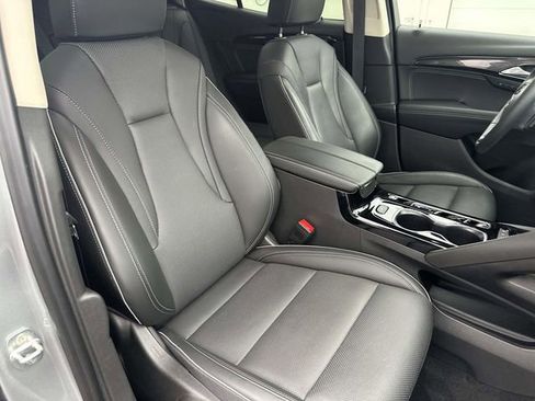 Used 2023 Buick Envision Essence image 21