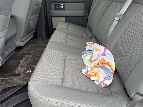 Used 2014 Ford F150 XLT w/ Equipment Group 302A Luxury image 10