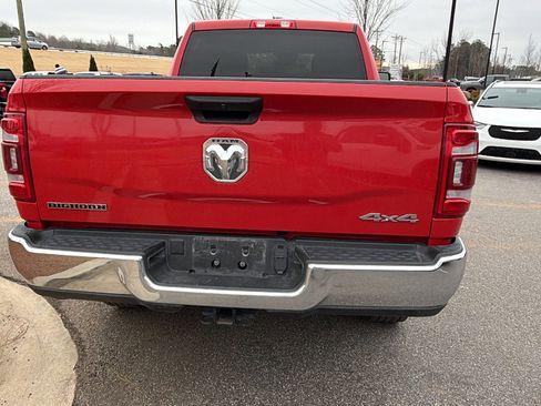 Used 2024 RAM 2500 Big Horn w/ Safety Group image 9