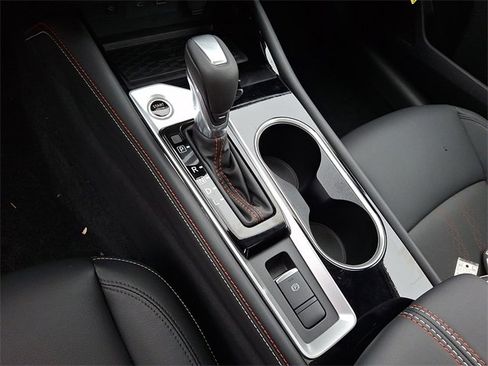 New 2025 Nissan Altima 2.5 SR image 7