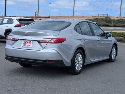 Used 2026 Toyota Camry LE FWD image 13