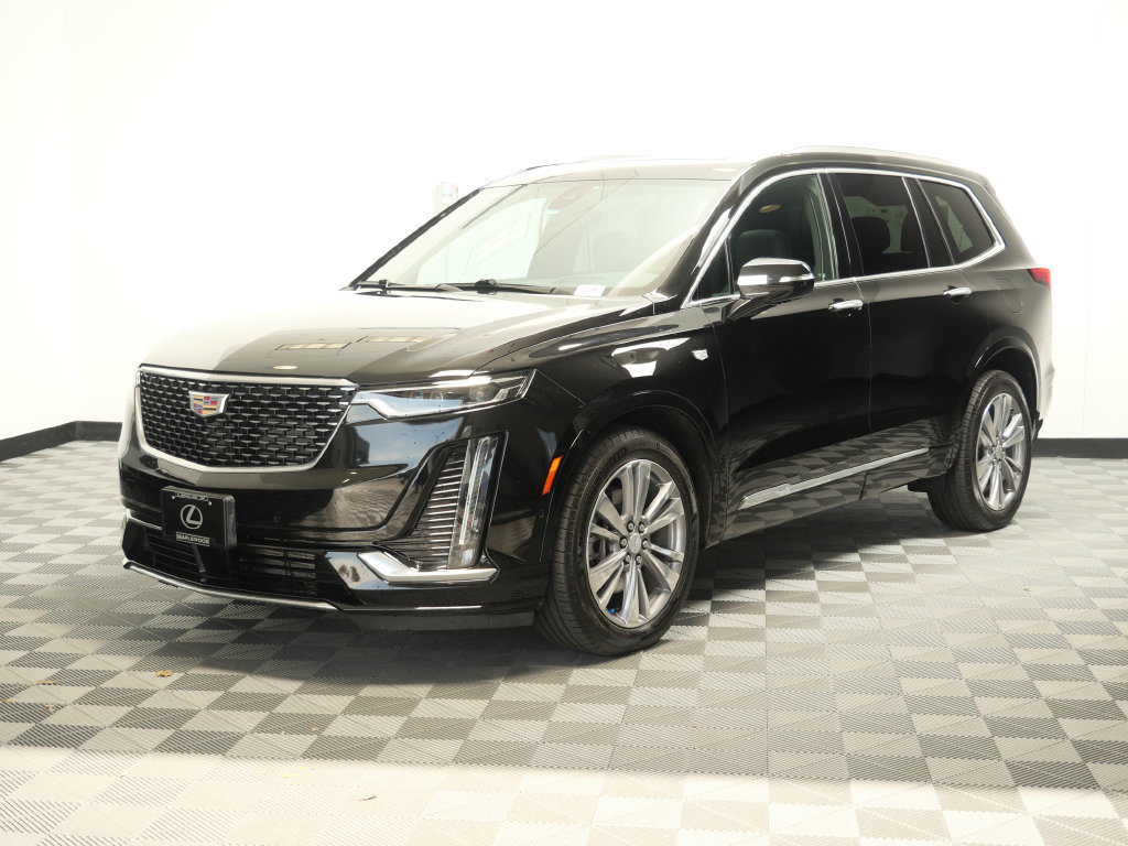 Used 2025 Cadillac XT6 Premium Luxury w/ Technology Package AWD/4WD image 4
