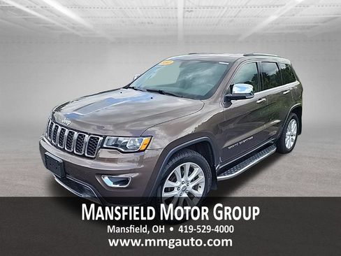 Used 2017 Jeep Grand Cherokee Limited AWD/4WD image 1