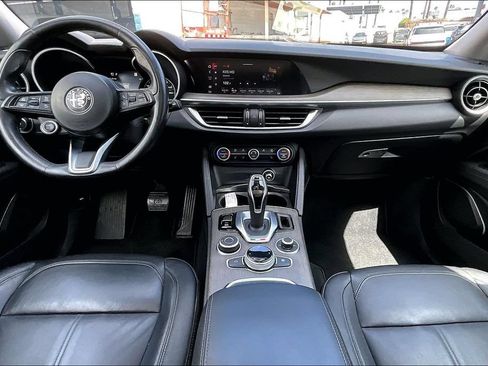 Used 2021 Alfa Romeo Stelvio Ti w/ Nero Edizione AWD/4WD image 11