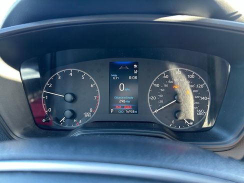 Certified 2024 Toyota Corolla SE image 22