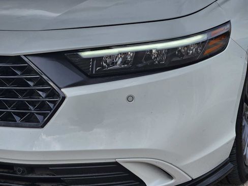 Certified 2024 Honda Accord EX-L image 7
