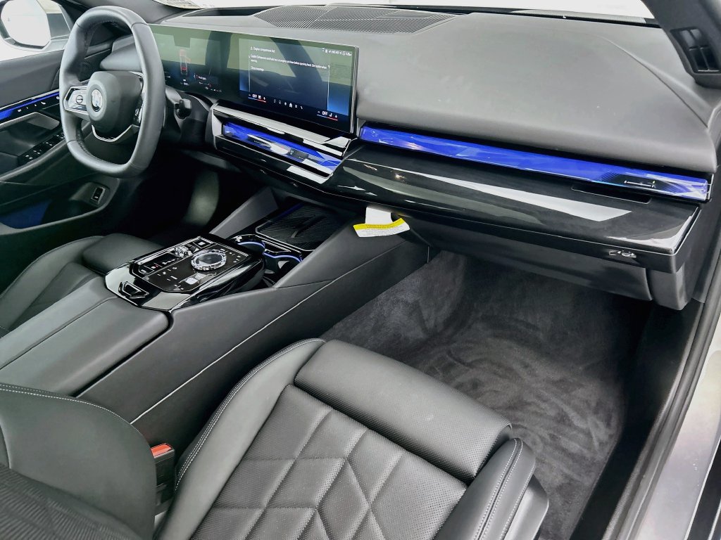 Certified 2026 BMW 540i xDrive AWD/4WD image 16