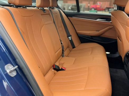 Used 2022 BMW 530i xDrive 530i xDrive Sedan w/ Convenience Package image 33