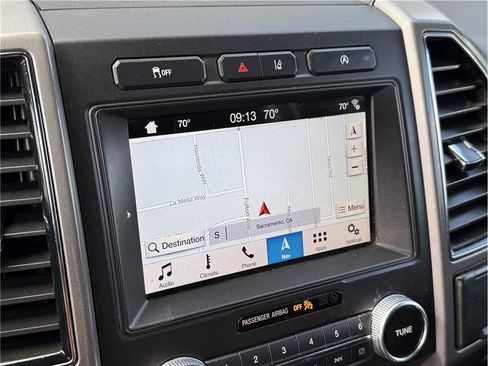 Used 2019 Ford Expedition Max XLT w/ Equipment Group 202A RWD image 16