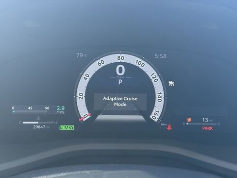 Used 2025 Toyota Camry XLE FWD image 11