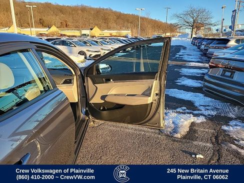 Used 2018 Hyundai Elantra Value Edition image 43