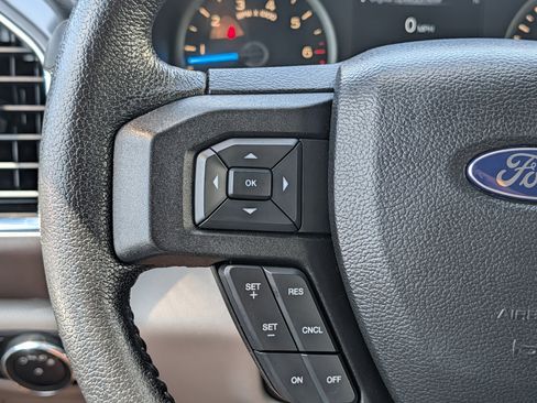 Used 2016 Ford F150 XLT w/ Equipment Group 302A Luxury RWD image 27