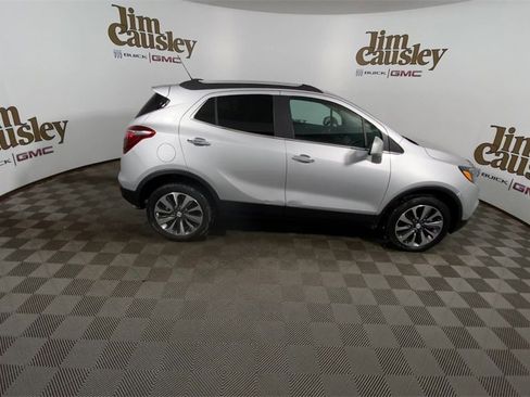Used 2022 Buick Encore Preferred w/ Safety Package image 9
