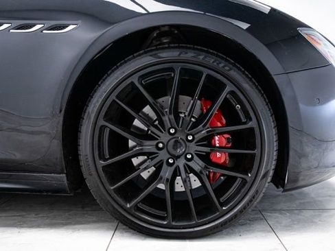 Used 2018 Maserati Ghibli S Q4 AWD/4WD image 33