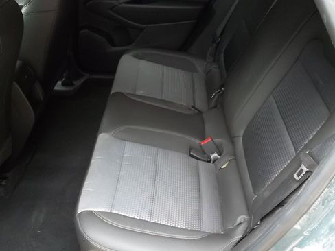 Used 2025 Chevrolet Trax LT w/ LT Convenience Package image 10