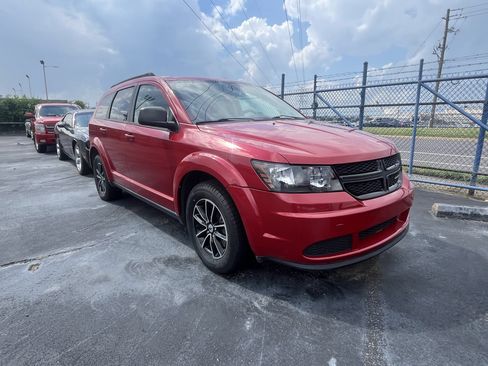 Used 2018 Dodge Journey SE w/ Blacktop Package FWD image 7