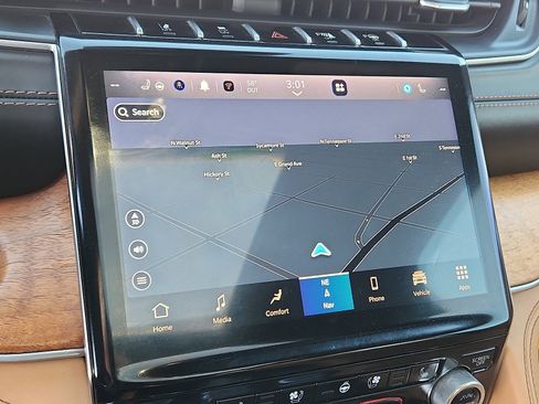 Used 2021 Jeep Grand Cherokee L Summit image 13