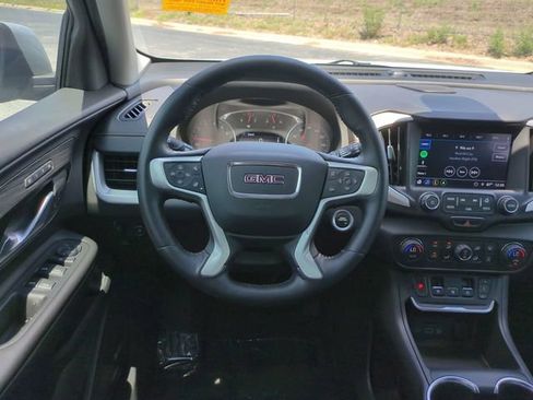 Used 2018 GMC Terrain SLT w/ Preferred Package FWD image 18