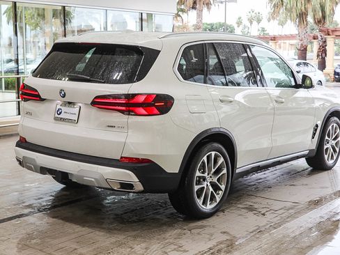 New 2026 BMW X5 xDrive40i w/ Climate Comfort Package image 6