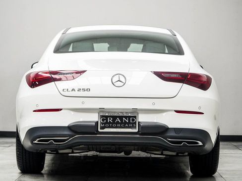 Used 2025 Mercedes-Benz CLA 250 image 11
