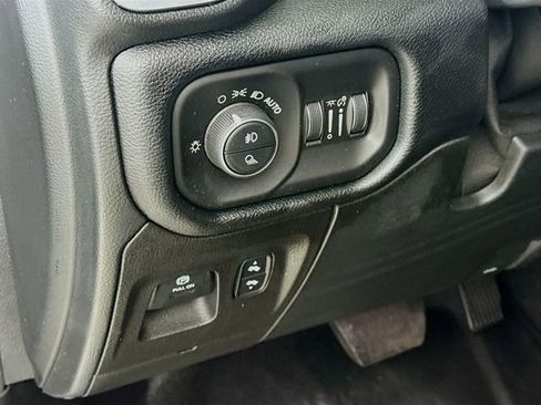 Used 2022 RAM 1500 Laramie image 12