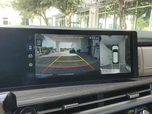Used 2024 Hyundai Santa Fe Limited FWD image 26