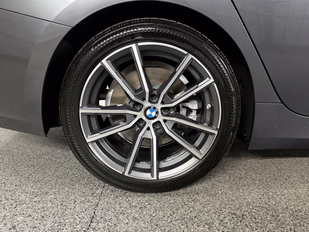Used 2021 BMW 330i xDrive Sedan w/ Driving Assistance Package AWD/4WD image 9