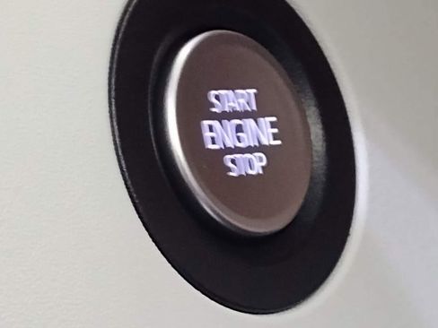 New 2025 Volkswagen ID. Buzz Pro S Plus image 36