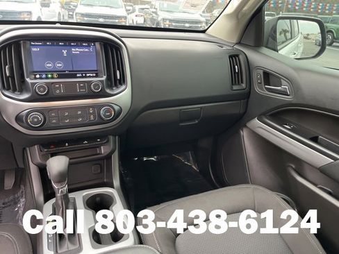 Used 2022 Chevrolet Colorado LT w/ LT Convenience Package image 18