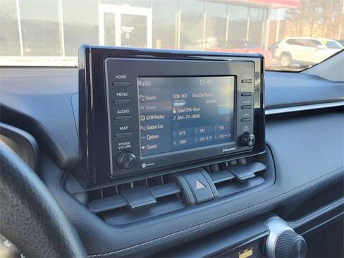 Used 2020 Toyota RAV4 LE w/ Carpet Mat Package image 22