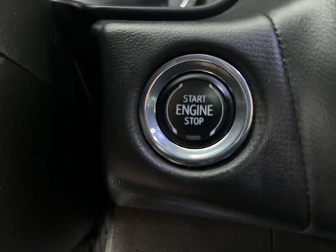 Certified 2023 GMC Yukon XL SLE RWD image 17