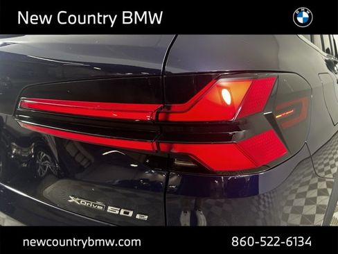 New 2026 BMW X5 xDrive50e image 31