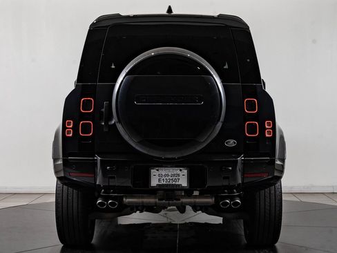 Used 2023 Land Rover Defender 90 V8 image 7