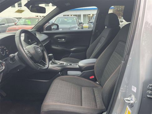 Certified 2025 Honda HR-V Sport image 14