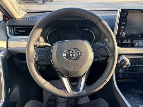 Used 2021 Toyota RAV4 Limited image 20