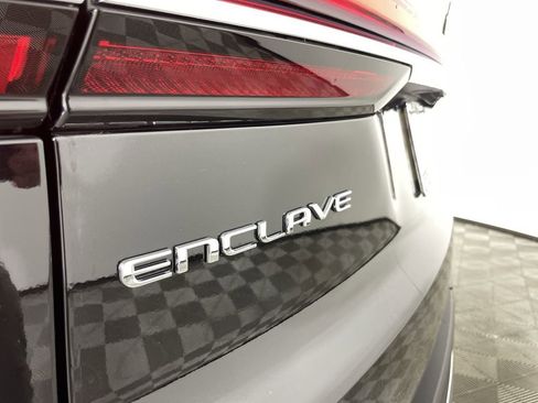 Used 2025 Buick Enclave Preferred image 31