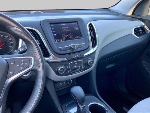 Used 2024 Chevrolet Equinox LS w/ LS Convenience Package FWD image 7