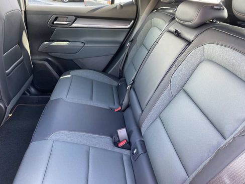New 2026 GMC Terrain AT4 w/ Technology Package II AWD/4WD image 24