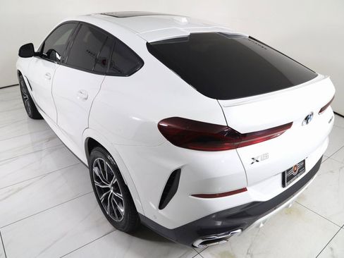Used 2024 BMW X6 xDrive40i image 31