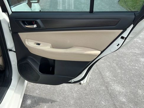 Used 2017 Subaru Legacy 2.5i Limited AWD/4WD image 15
